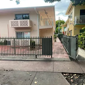 Brooklyn Blue House Privatunterkunft